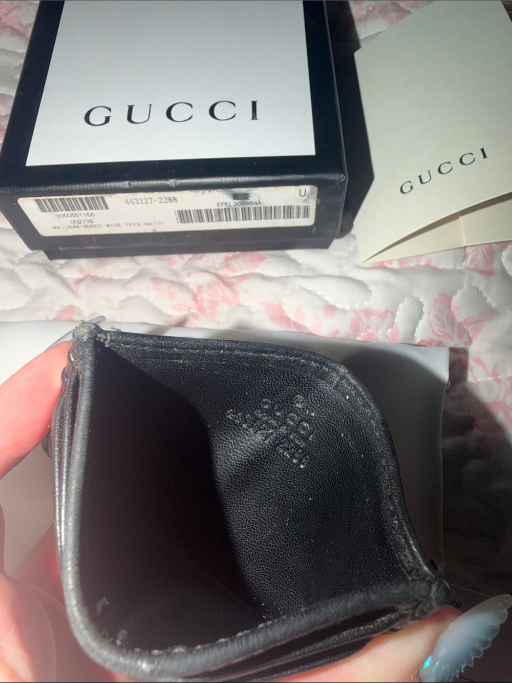 Gucci Black Chevron Leather Card Holder with Gold GG - Picture 2 of 3